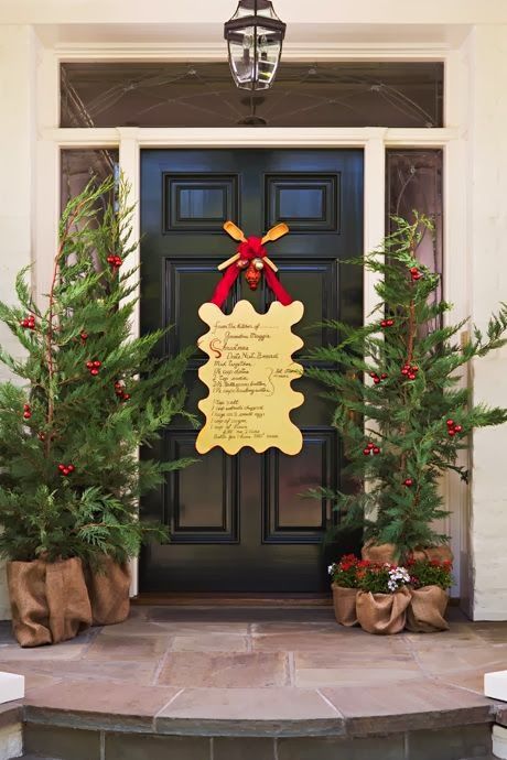 Christmas door design